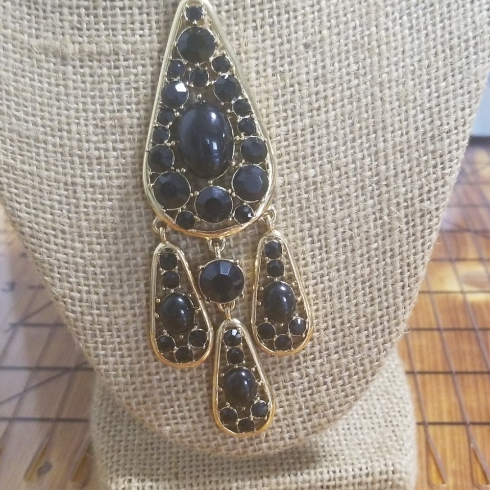 Kate spade black and gold tone drop necklace